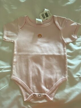 1-Soft Pink Short-Sleeve Baby Bodysuit with butterfly embroidered decor